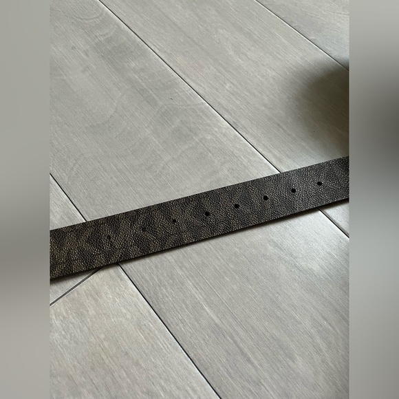 Michael Kors Fashionable Brown Belt - Picture 3 of 4